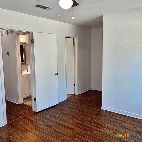 904 N 4th Street, Copperas Cove, TX 76522
