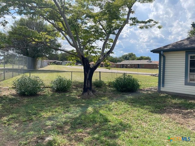 904 N 4th Street, Copperas Cove, TX 76522