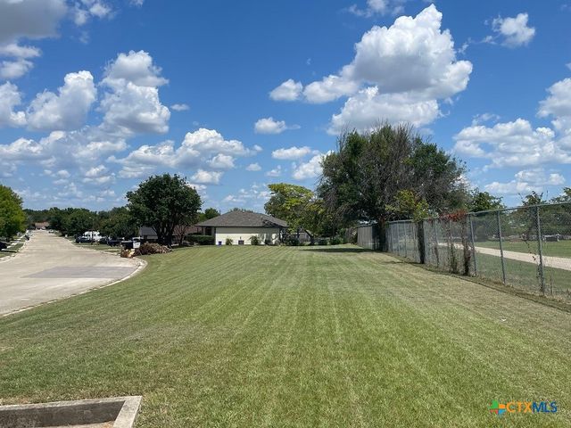 904 N 4th Street, Copperas Cove, TX 76522