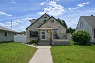 1629 Minnesota AVENUE, South Milwaukee, WI 53172