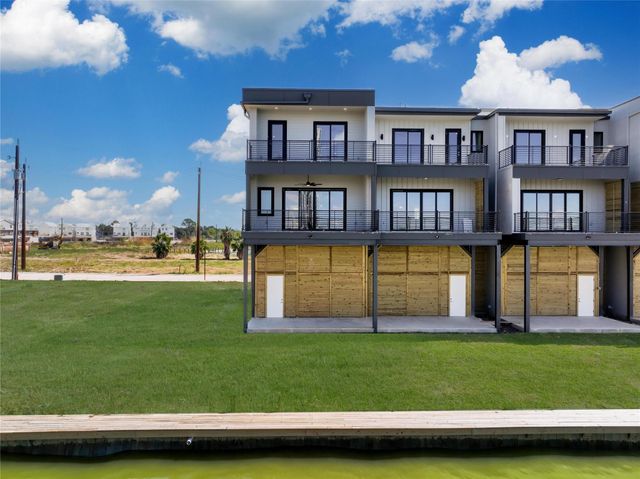 4406 Tucker Lane, Seabrook, TX 77586