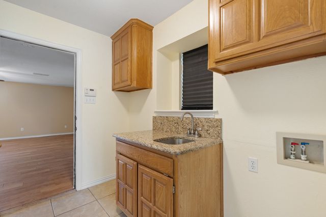 360 Markedstone Road, Burleson, TX 76028