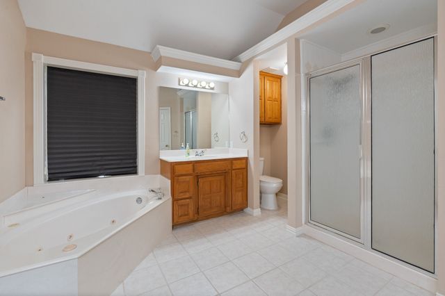 360 Markedstone Road, Burleson, TX 76028