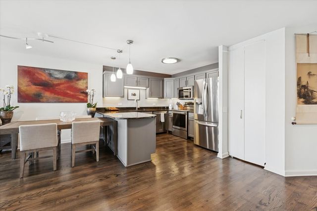 5415 N Sheridan Road 4805, Chicago, IL 60640