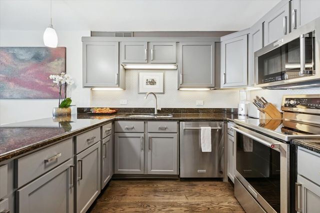 5415 N Sheridan Road 4805, Chicago, IL 60640