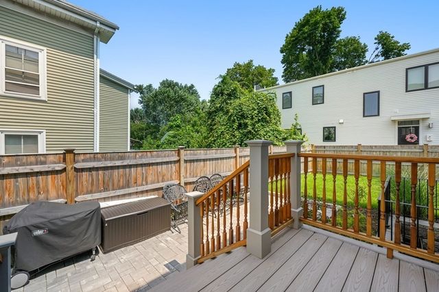 99 Crafts Street 99, Newton, MA 02458