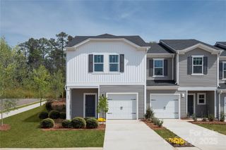 4104 Summit Woods Drive, Charlotte, NC 28216