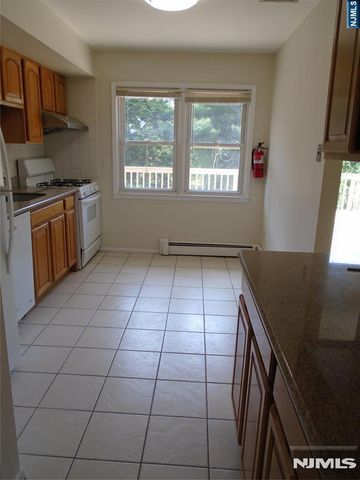 9 N Lyle, Tenafly, NJ 07670