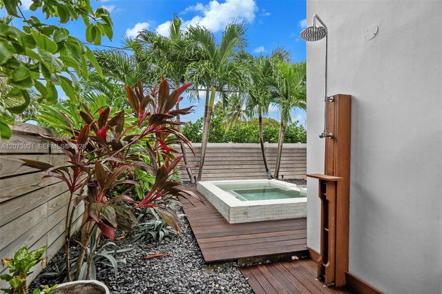265 Fairway Drive, Miami Beach, FL 33141