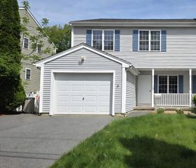 42 Castine St, Worcester, MA 01606