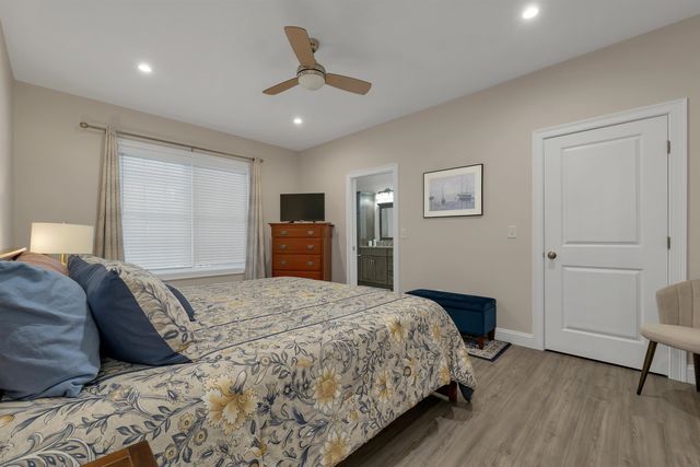 4 Mulberry Court, Wolfeboro, NH 03894