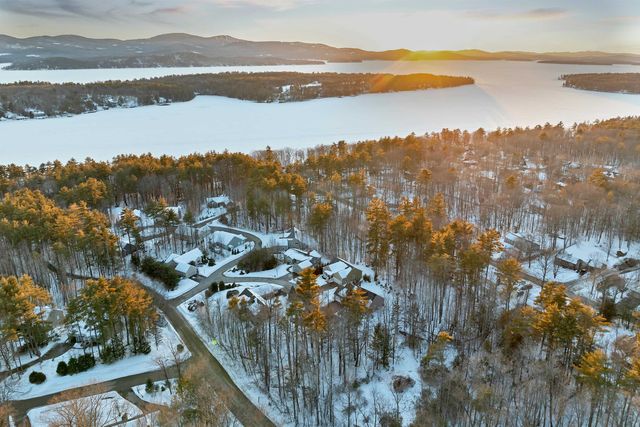 4 Mulberry Court, Wolfeboro, NH 03894