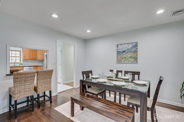 36 Aylin Street, Metuchen, NJ 08840