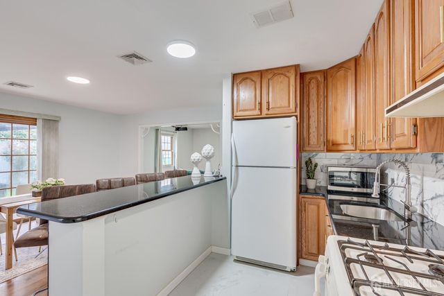 36 Aylin Street, Metuchen, NJ 08840