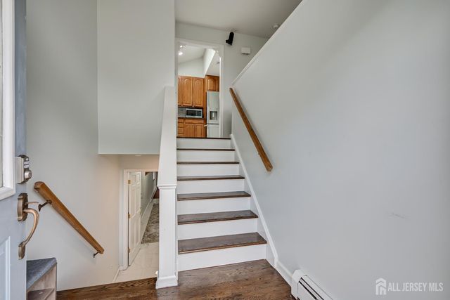 36 Aylin Street, Metuchen, NJ 08840