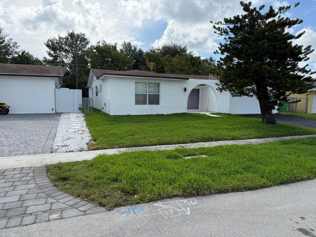 1991 NW 98th Avenue, Sunrise, FL 33322