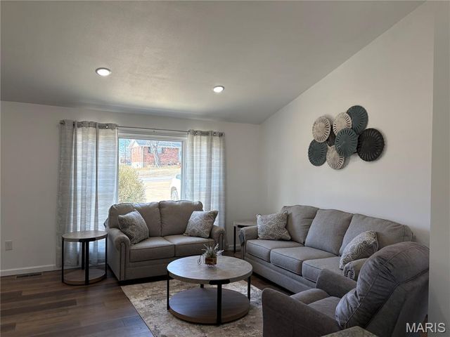 2304 Lee Street, Poplar Bluff, MO 63901