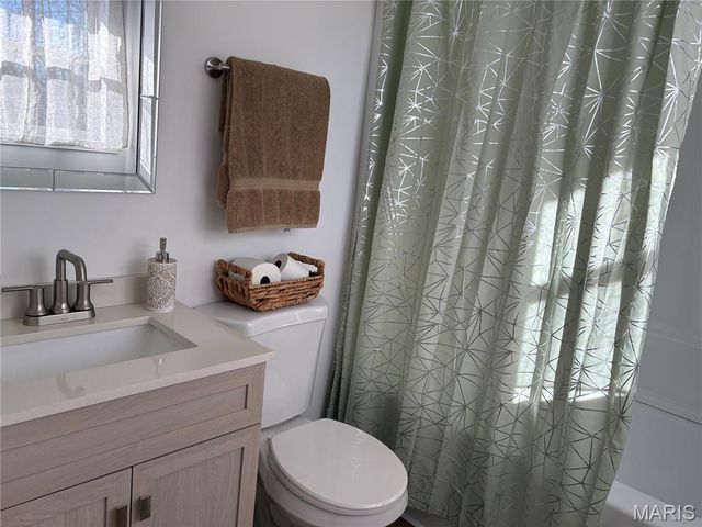 2304 Lee Street, Poplar Bluff, MO 63901