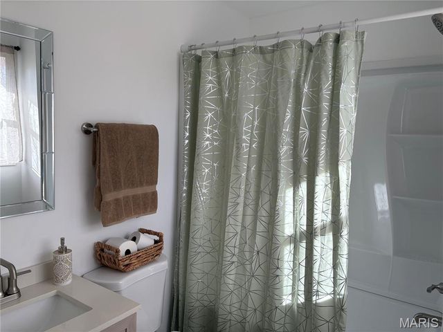 2304 Lee Street, Poplar Bluff, MO 63901