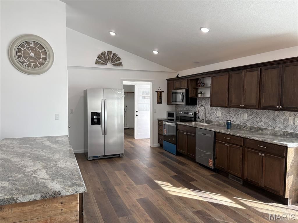 2304 Lee Street, Poplar Bluff, MO 63901