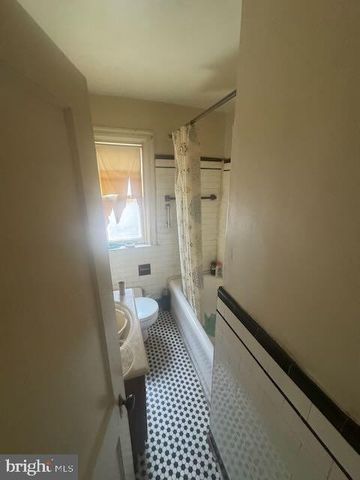 110 W 36TH ST, Wilmington, DE 19802