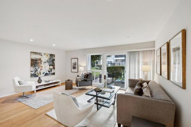 453 N Rengstorff Avenue 17, Mountain View, CA 94043