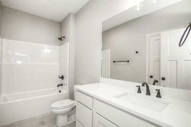 305 Springer Court, Madrid, IA 50156