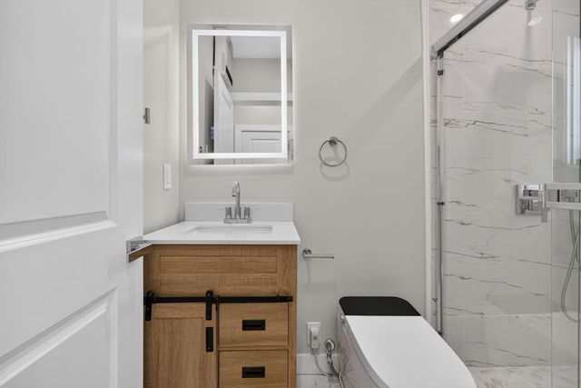 31 Wordsworth St, Boston, MA 02128