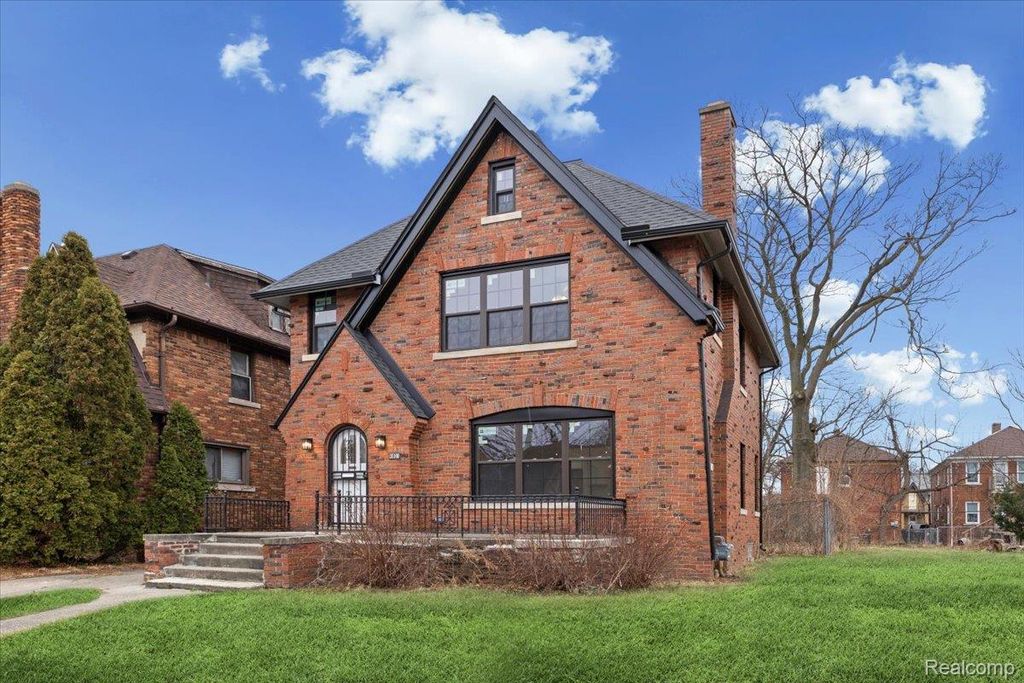 4801 Sturtevant Street, Detroit, MI 48204