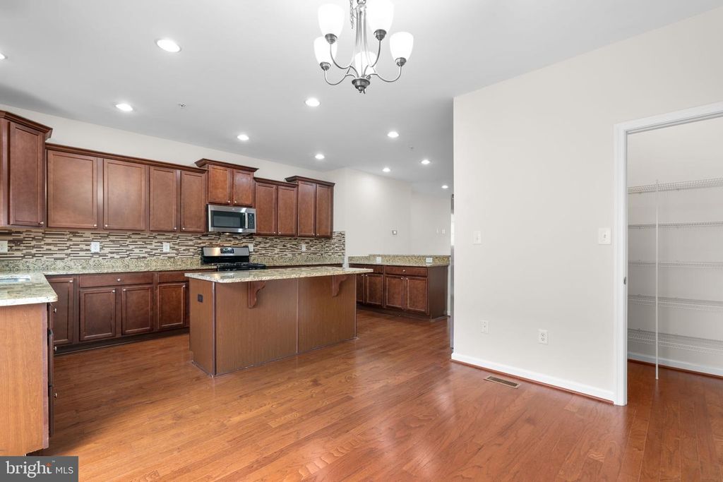 Image 12 of property listing at 7997 ALCHEMY WAY, Elkridge, MD 21075
