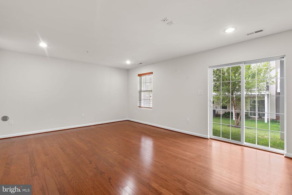 Image 25 of property listing at 7997 ALCHEMY WAY, Elkridge, MD 21075