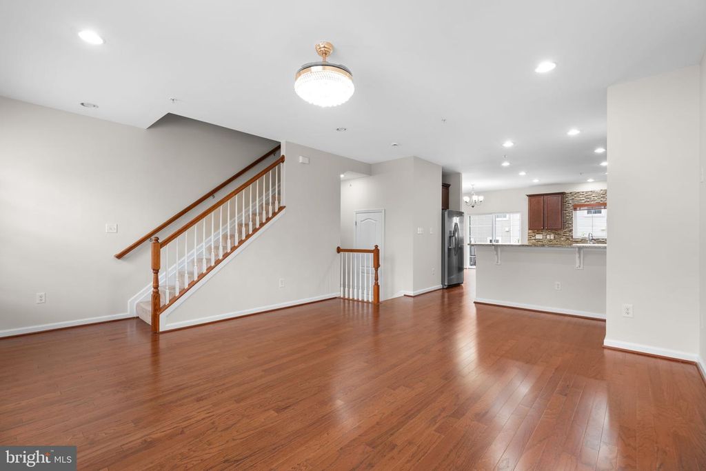 Image 6 of property listing at 7997 ALCHEMY WAY, Elkridge, MD 21075