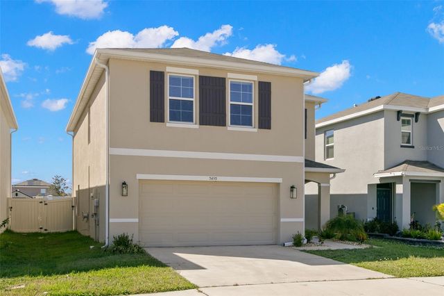5495 WARRINGTON TOWN PATH, Wesley Chapel, FL 33545