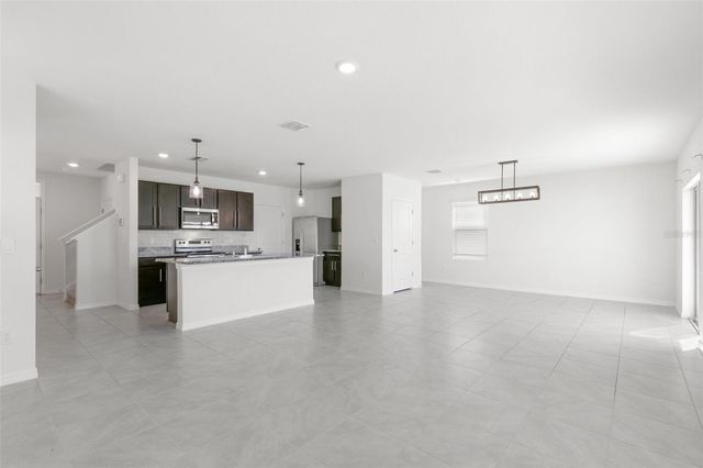 5495 WARRINGTON TOWN PATH, Wesley Chapel, FL 33545