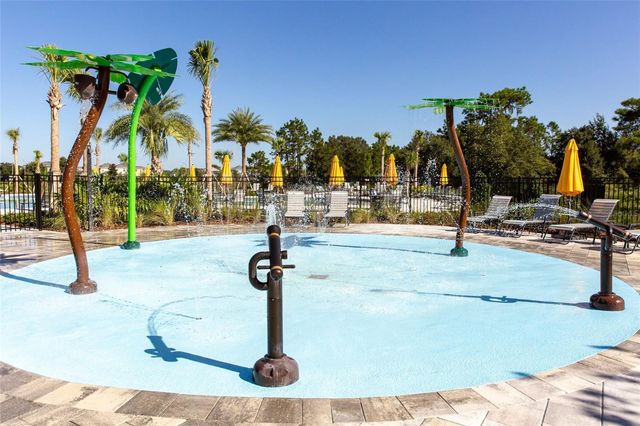 5495 WARRINGTON TOWN PATH, Wesley Chapel, FL 33545