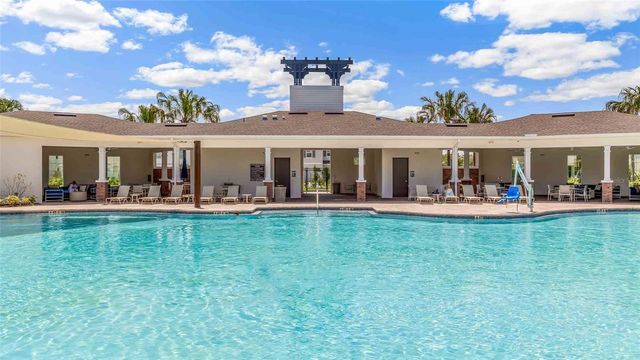 5495 WARRINGTON TOWN PATH, Wesley Chapel, FL 33545