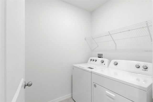 5495 WARRINGTON TOWN PATH, Wesley Chapel, FL 33545