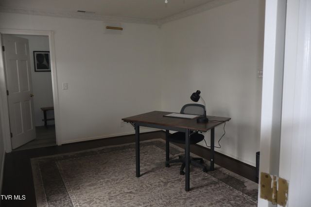 1207 Woodside Drive, Johnson City, TN 37604