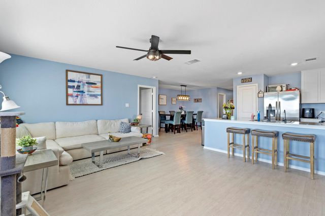 320 Bertram Oaks DR, Bertram, TX 78605