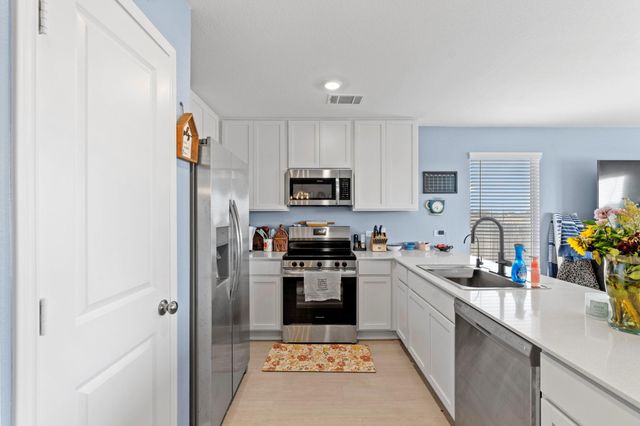 320 Bertram Oaks DR, Bertram, TX 78605