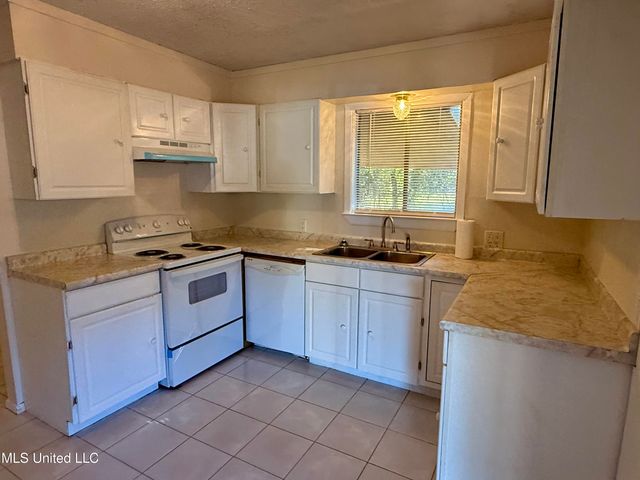 3 Nottingham Circle, Gulfport, MS 39503