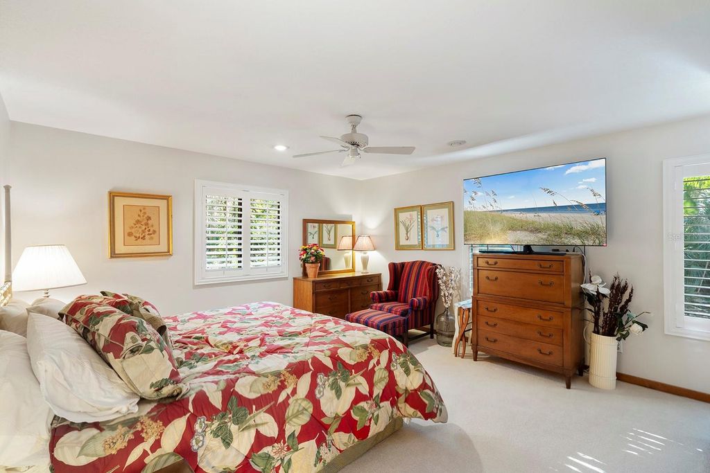 Image 22 of property listing at 1611 TALISIA COURT, Longwood, FL 32779