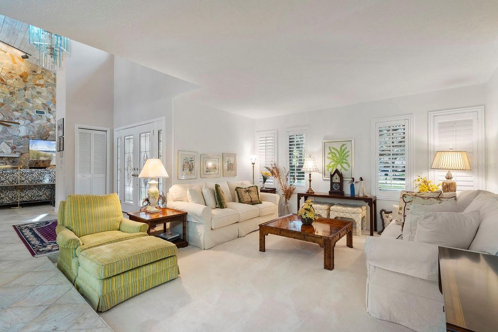 Image 6 of property listing at 1611 TALISIA COURT, Longwood, FL 32779