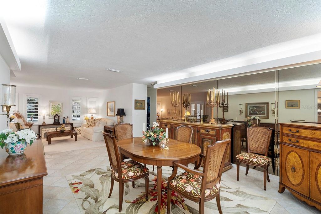 Image 8 of property listing at 1611 TALISIA COURT, Longwood, FL 32779