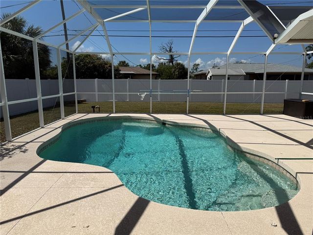 594 W TARPON BOULEVARD NW, Port Charlotte, FL 33952
