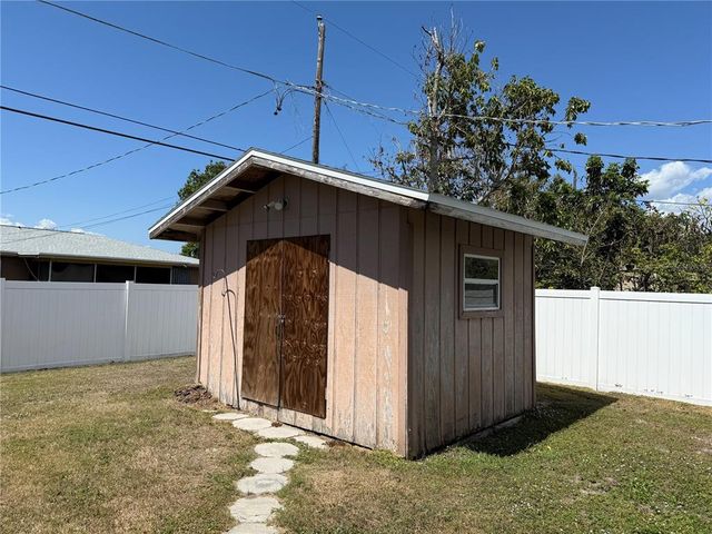 594 W TARPON BOULEVARD NW, Port Charlotte, FL 33952
