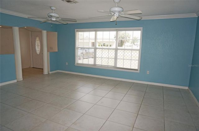 594 W TARPON BOULEVARD NW, Port Charlotte, FL 33952