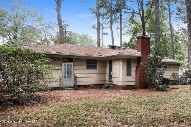 5456 Wayneland Drive, Jackson, MS 39211