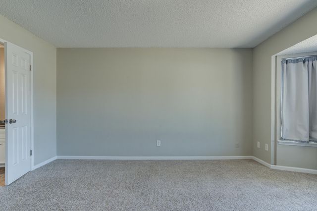 8107 Knoxville Avenue, Lubbock, TX 79423