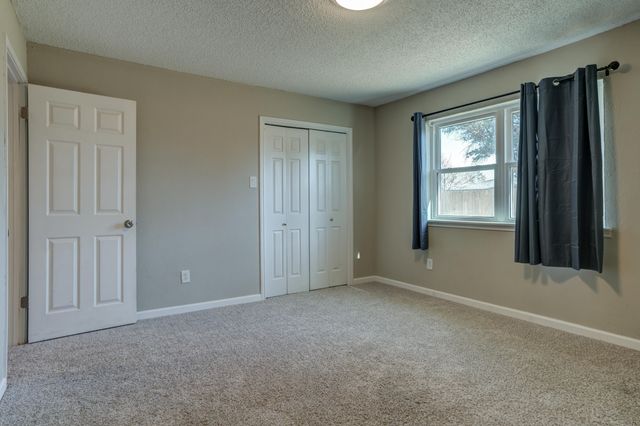 8107 Knoxville Avenue, Lubbock, TX 79423